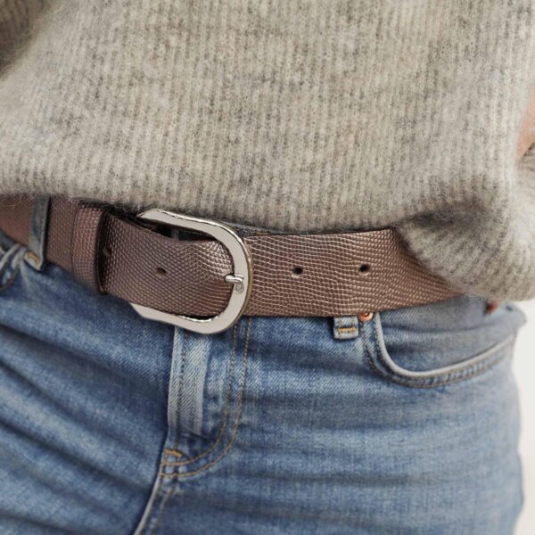 woman wearing belt